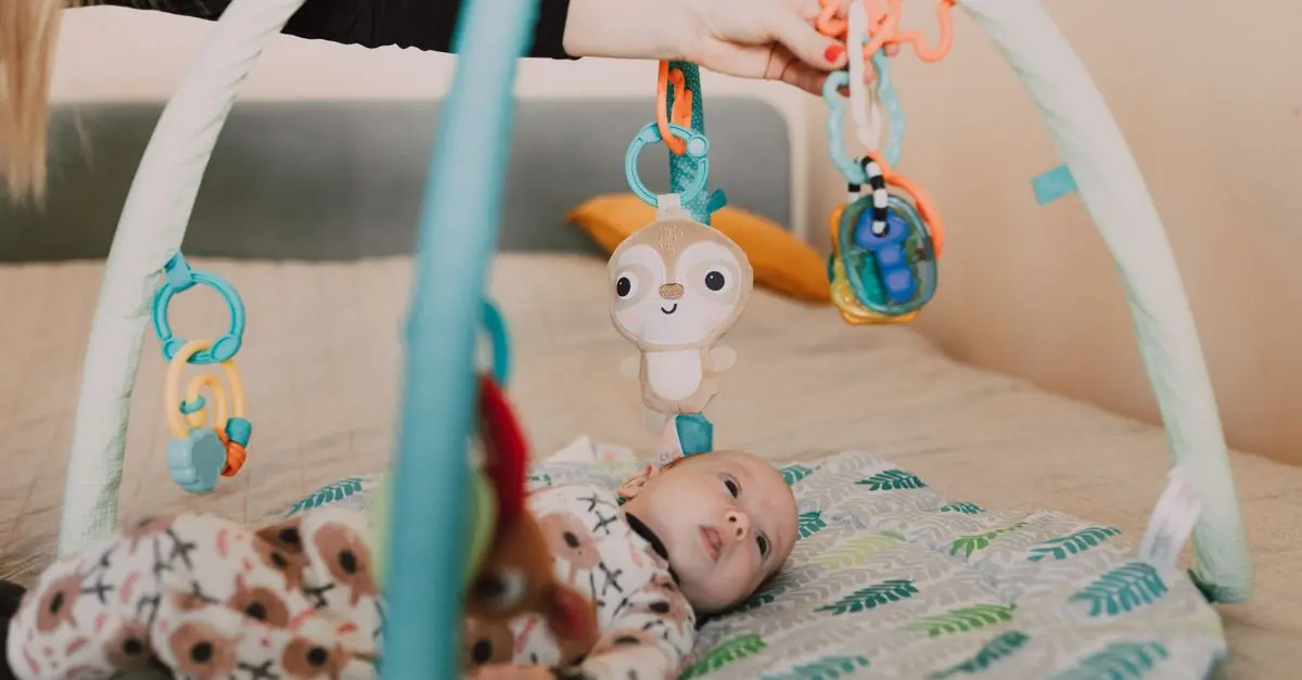 Les meilleures solutions pour apaiser bébé en voyage